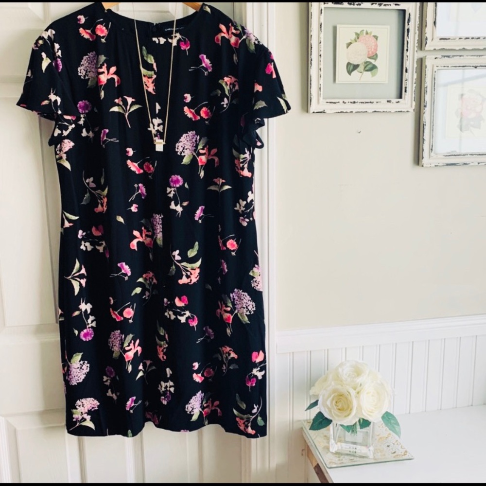 NWOT! 🌺 American Living crepe floral sheath dress